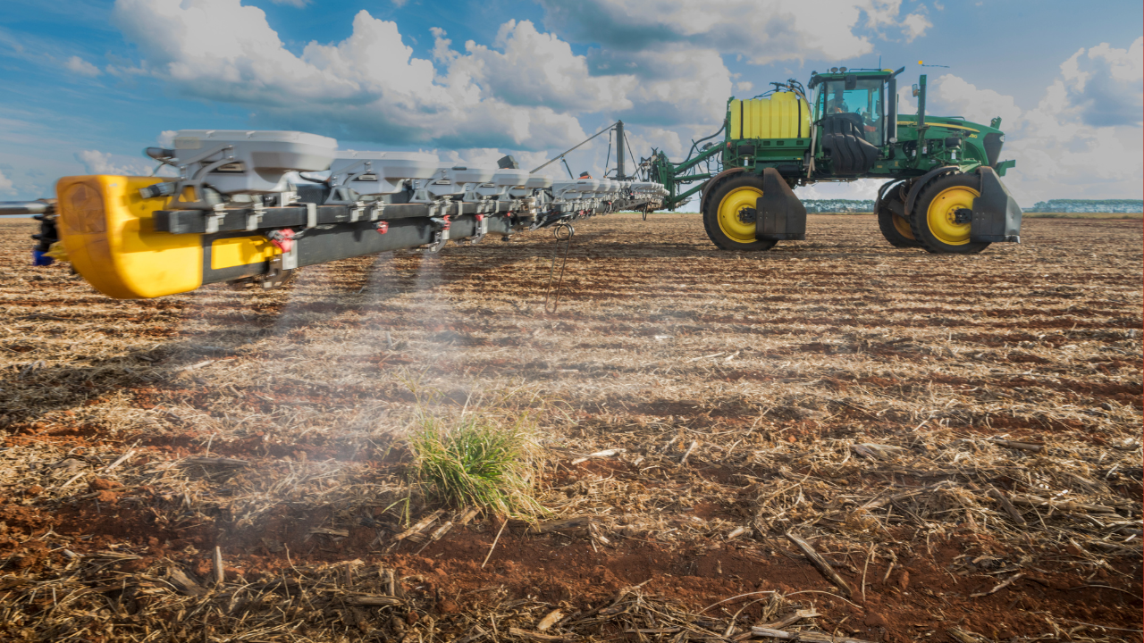 Por que o problema com plantas daninhas se torna cada vez mais grave?